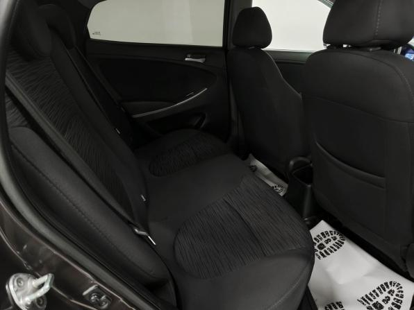 Hyundai Solaris I Рестайлинг с пробегом 2015 года, цена 687 800 рублей, 242540 км, седан, Автокод Объявления