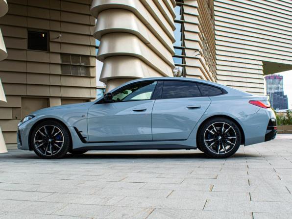 BMW 4 серии G22 G23 G26 с пробегом 2022 года, цена 6 800 000 рублей, 75000 км, лифтбек, Автокод Объявления