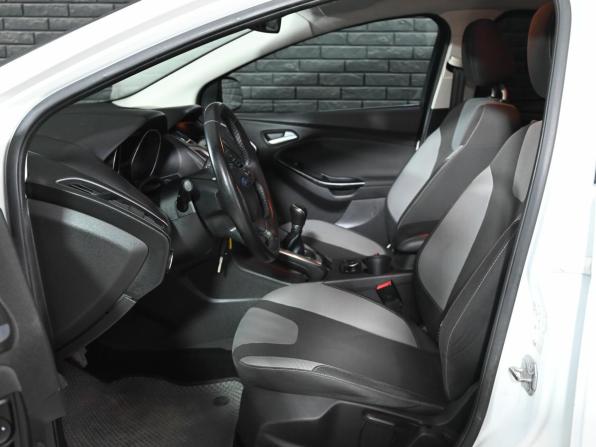 Ford Focus III с пробегом 2013 года, цена 890 000 рублей, 158083 км, хэтчбек, Автокод Объявления