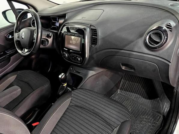 Renault Kaptur I с пробегом 2017 года, цена 1 530 000 рублей, 73522 км, внедорожник, Автокод Объявления