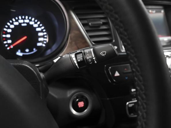 Kia Quoris I с пробегом 2013 года, цена 1 546 000 рублей, 292371 км, седан, Автокод Объявления