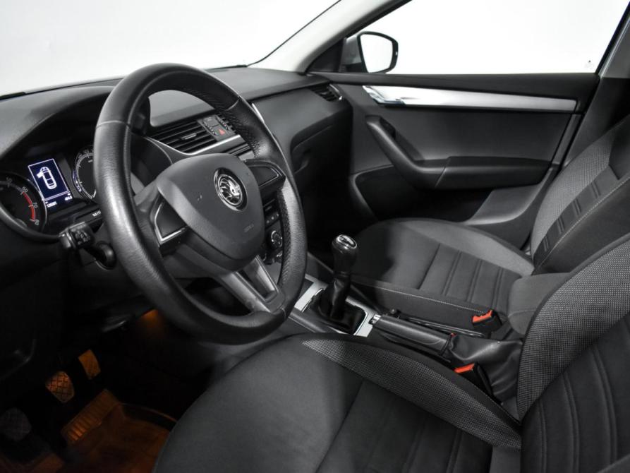 Skoda Octavia III (A7) Рестайлинг Санкт-Петербург  - изображение 10