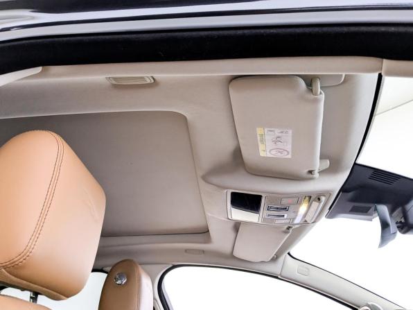 Jaguar XJ IV (X351) Рестайлинг с пробегом 2019 года, цена 3 700 000 рублей, 95135 км, седан, Автокод Объявления