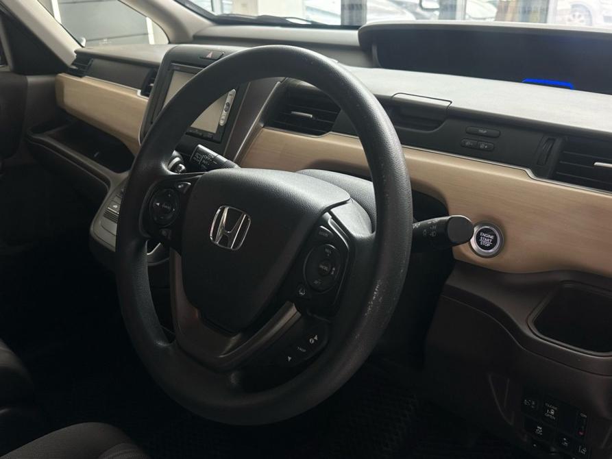 Honda Freed II Екатеринбург  - изображение 20