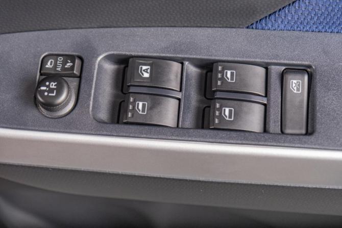 Toyota Tank I с пробегом 2019 года, цена 1 329 000 рублей, 98100 км, микровэн, Автокод Объявления