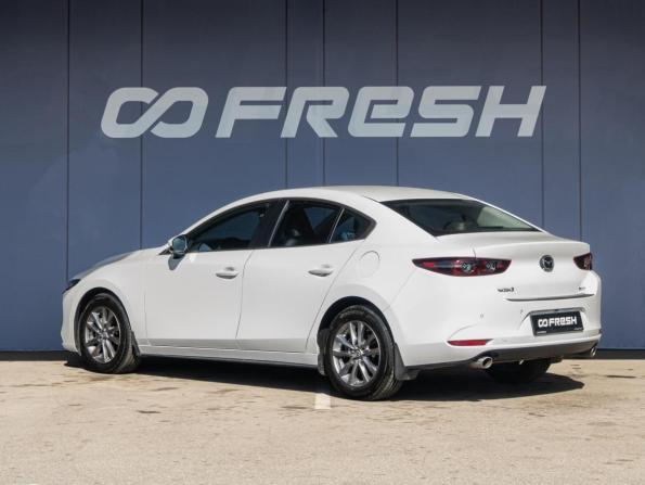 Mazda 3 IV (BP) с пробегом 2021 года, цена 1 900 000 рублей, 64971 км, седан, Автокод Объявления