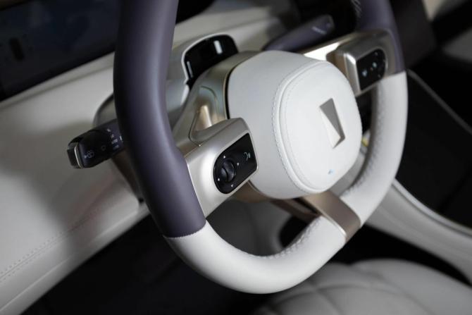 Новый Avatr 11 I 2025 года, цена 8 354 410 рублей, внедорожник, Автокод Объявления