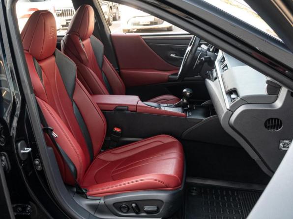 Lexus ES VII с пробегом 2020 года, цена 4 540 000 рублей, 77072 км, седан, Автокод Объявления