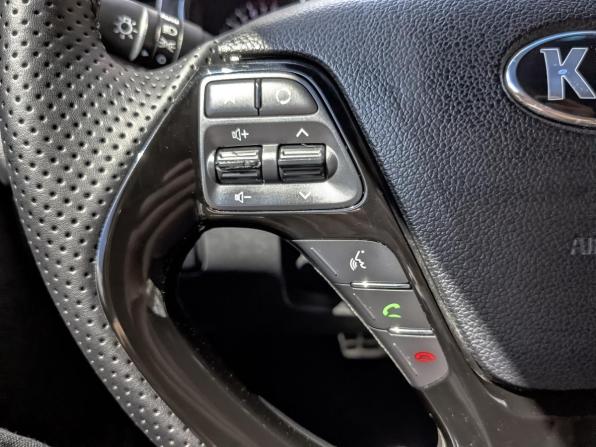 Kia Ceed II с пробегом 2013 года, цена 1 200 000 рублей, 151815 км, хэтчбек, Автокод Объявления