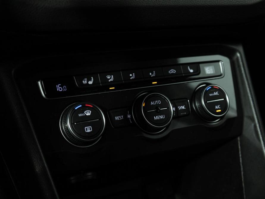 Volkswagen Tiguan II Санкт-Петербург  - изображение 17