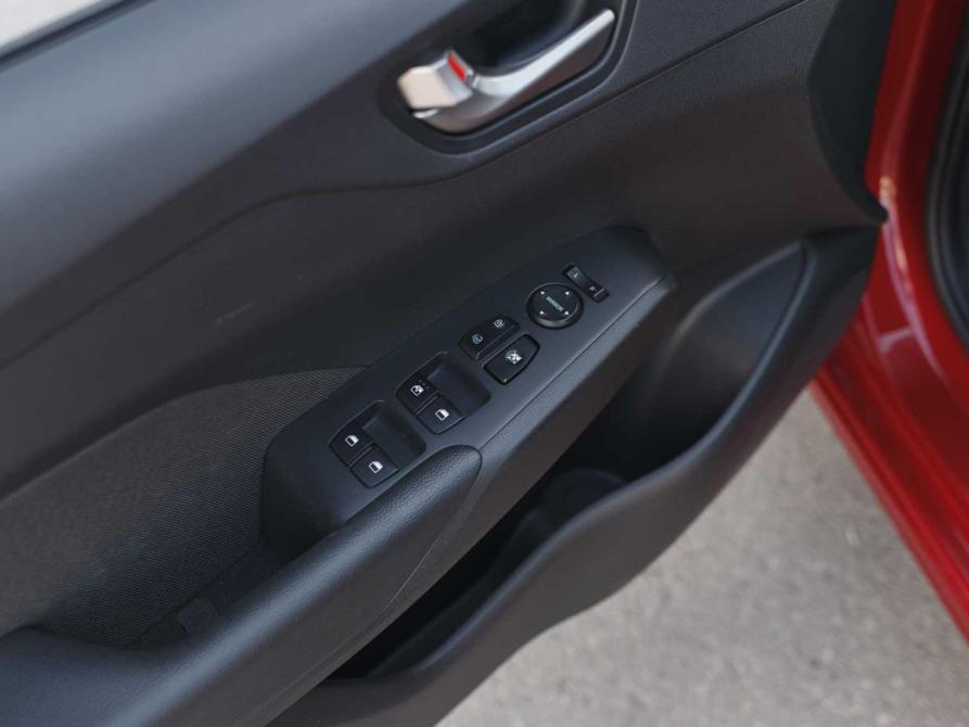 Hyundai Solaris II Новосибирск  - изображение 16