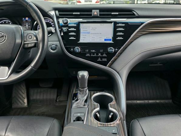 Toyota Camry VIII (XV70) с пробегом 2021 года, цена 3 300 000 рублей, 27786 км, седан, Автокод Объявления