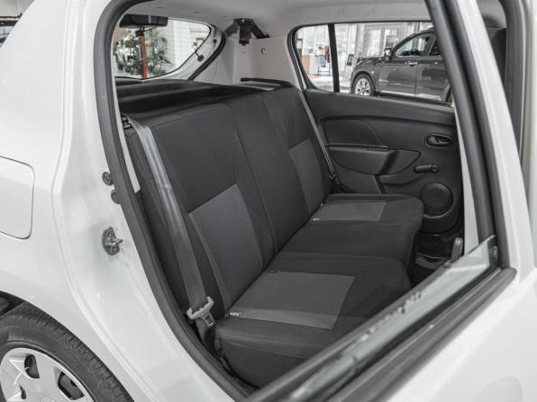 Renault Sandero II с пробегом 2017 года, цена 990 000 рублей, 8138 км, хэтчбек, Автокод Объявления
