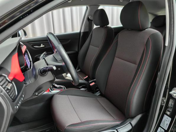 Kia Rio IV Рестайлинг с пробегом 2021 года, цена 1 835 000 рублей, 60000 км, хэтчбек, Автокод Объявления