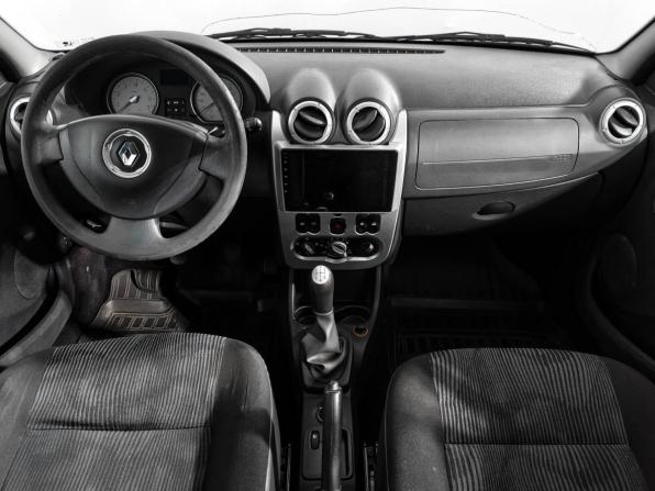 Renault Logan I Рестайлинг с пробегом 2011 года, цена 345 000 рублей, 242267 км, седан, Автокод Объявления