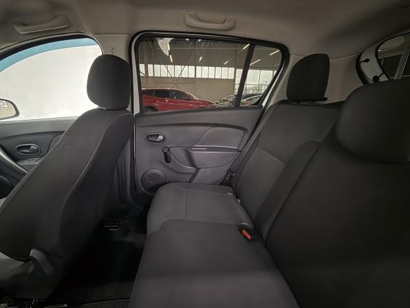 Renault Sandero II с пробегом 2014 года, цена 535 000 рублей, 240347 км, хэтчбек, Автокод Объявления