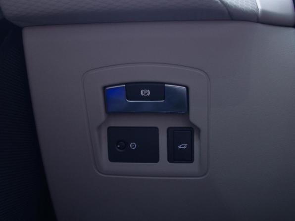 Land Rover Range Rover Velar I с пробегом 2018 года, цена 4 599 000 рублей, 80647 км, внедорожник, Автокод Объявления
