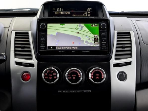 Mitsubishi Pajero Sport II Рестайлинг с пробегом 2015 года, цена 1 825 000 рублей, 237795 км, внедорожник, Автокод Объявления