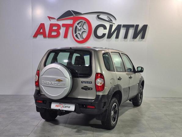 Chevrolet Niva I Рестайлинг с пробегом 2018 года, цена 732 000 рублей, 107000 км, внедорожник, Автокод Объявления
