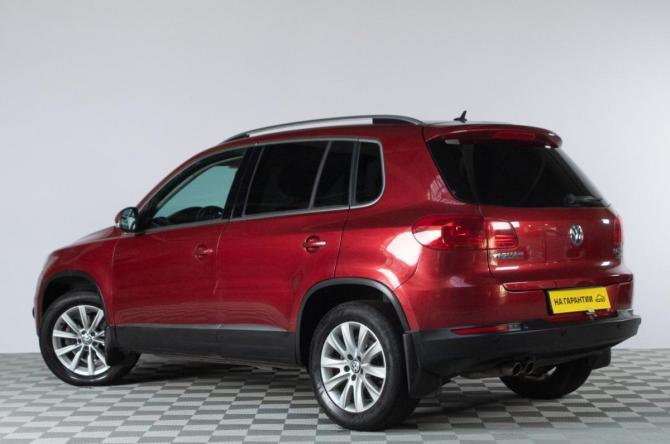 Volkswagen Tiguan I с пробегом 2011 года, цена 1 279 000 рублей, 246000 км, внедорожник, Автокод Объявления