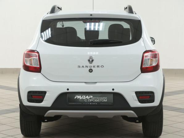 Renault Sandero II Рестайлинг с пробегом 2021 года, цена 1 225 000 рублей, 99500 км, хэтчбек, Автокод Объявления