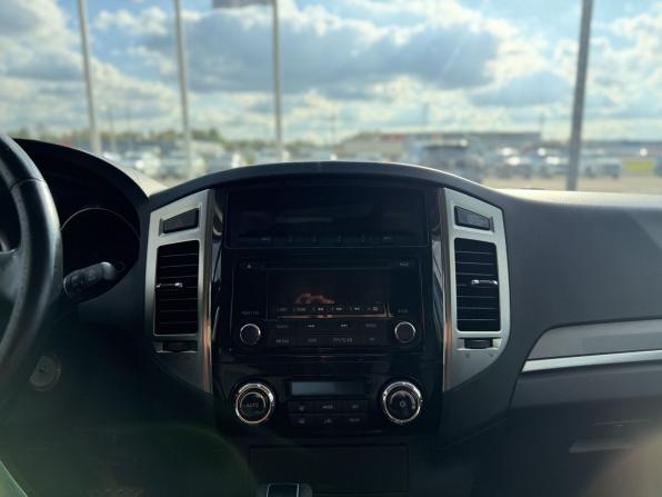 Mitsubishi Pajero IV Рестайлинг 2 с пробегом 2014 года, цена 2 650 000 рублей, 96396 км, внедорожник, Автокод Объявления