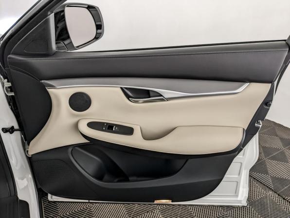 Infiniti QX50 II с пробегом 2018 года, цена 2 590 000 рублей, 133292 км, внедорожник, Автокод Объявления