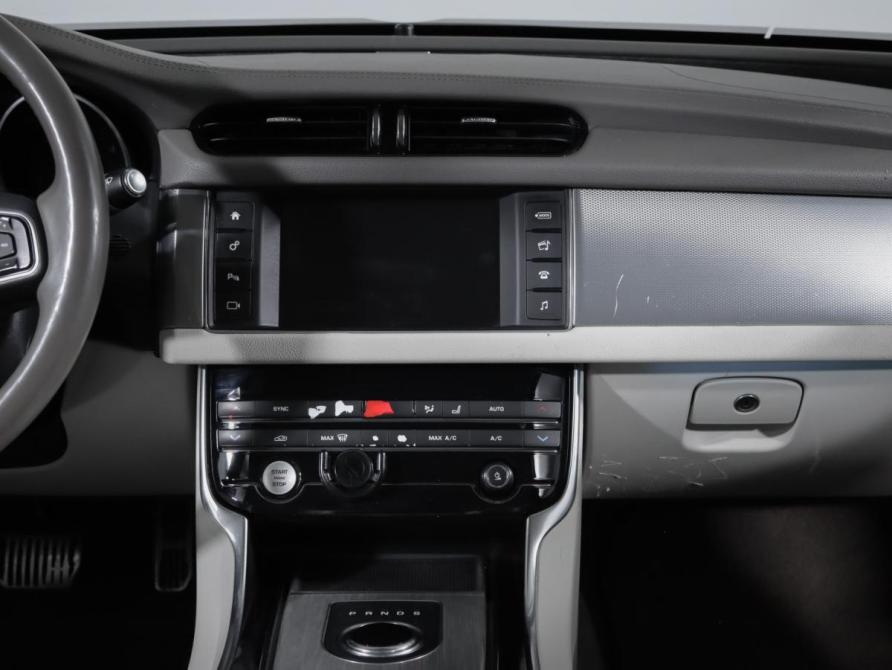 Jaguar XF II Москва  - изображение 13