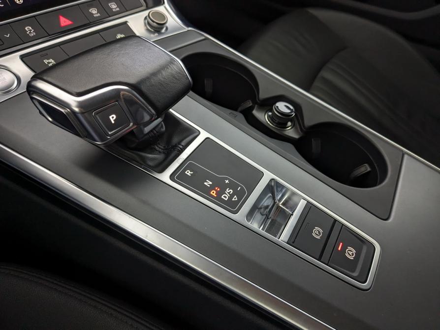 Audi A6 V (C8) Москва  - изображение 15
