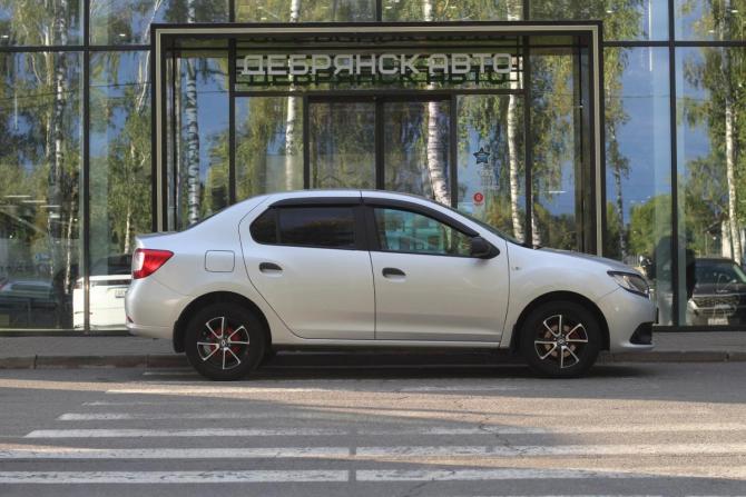 Renault Logan II с пробегом 2015 года, цена 745 000 рублей, 190657 км, седан, Автокод Объявления