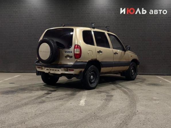 Chevrolet Niva I с пробегом 2004 года, цена 300 000 рублей, 252798 км, внедорожник, Автокод Объявления