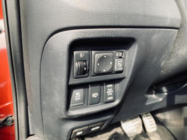 Nissan Juke I с пробегом 2012 года, цена 985 000 рублей, 159877 км, внедорожник, Автокод Объявления