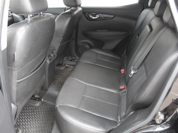 Nissan Qashqai II с пробегом 2018 года, цена 1 410 000 рублей, 183229 км, внедорожник, Автокод Объявления