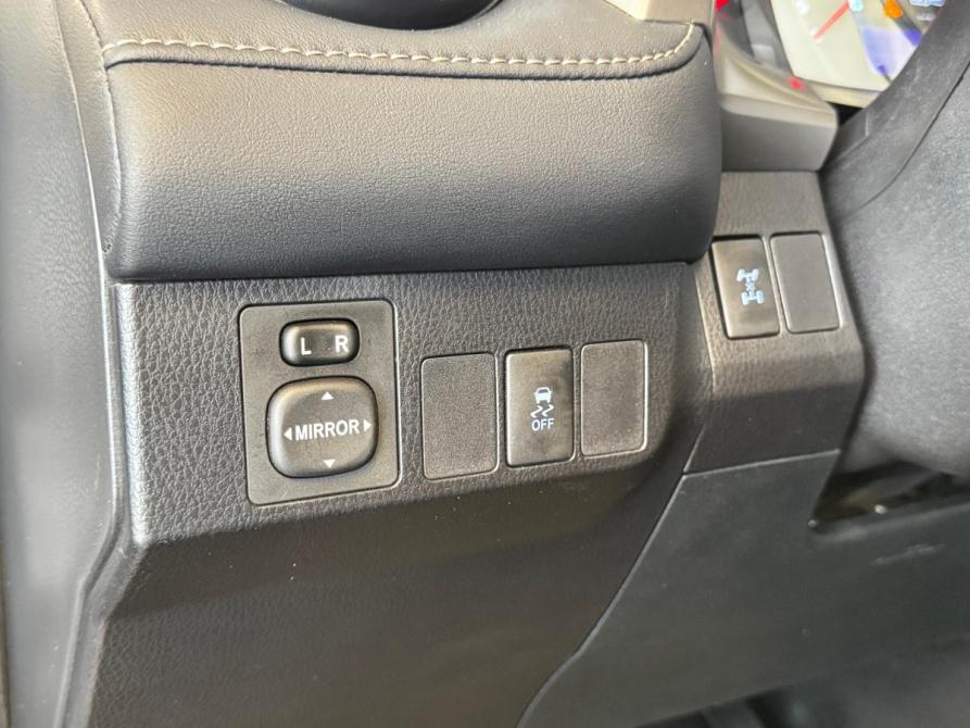 Toyota RAV4 IV (XA40) Санкт-Петербург  - изображение 8