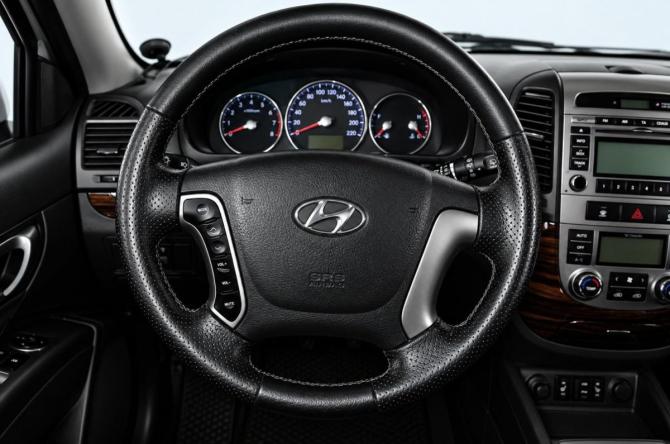 Hyundai Santa Fe II Рестайлинг с пробегом 2010 года, цена 1 199 000 рублей, 192500 км, внедорожник, Автокод Объявления