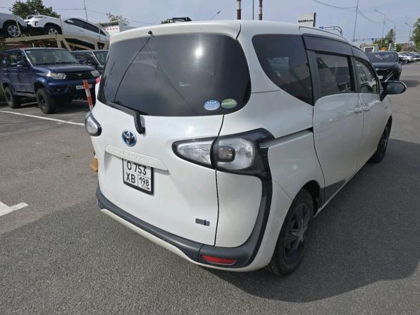 Toyota Sienta II с пробегом 2017 года, цена 1 419 000 рублей, 130000 км, компактвэн, Автокод Объявления