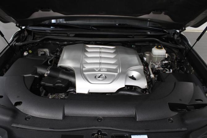 Lexus LX III Рестайлинг 2 с пробегом 2019 года, цена 9 200 000 рублей, 98863 км, внедорожник, Автокод Объявления