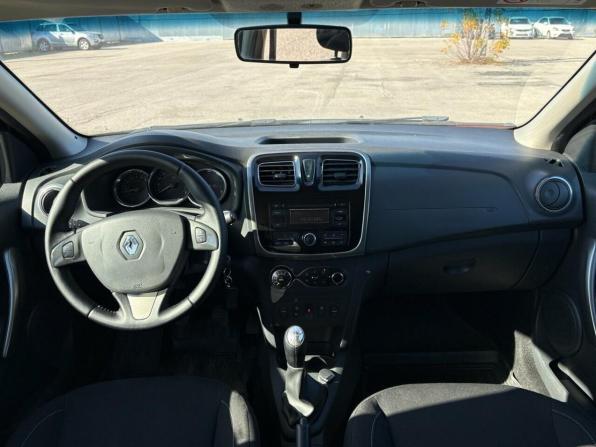 Renault Sandero II с пробегом 2015 года, цена 949 000 рублей, 131610 км, хэтчбек, Автокод Объявления