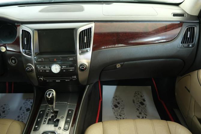 Hyundai Equus II с пробегом 2011 года, цена 1 349 000 рублей, 181000 км, седан, Автокод Объявления