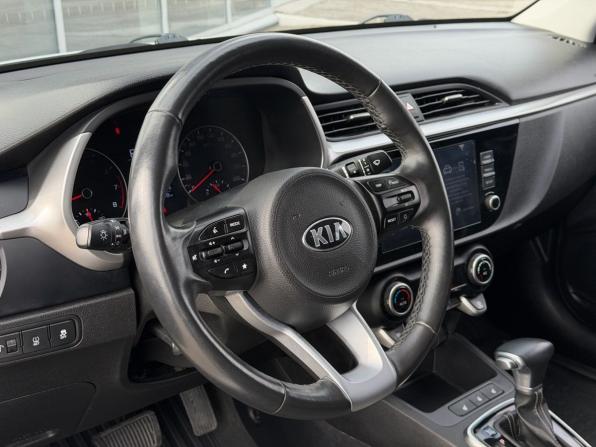Kia Rio IV Рестайлинг с пробегом 2021 года, цена 1 649 000 рублей, 92000 км, седан, Автокод Объявления