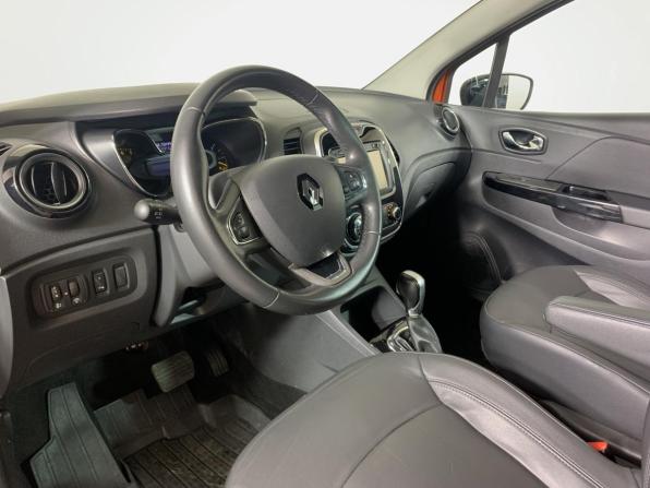 Renault Kaptur I с пробегом 2016 года, цена 928 000 рублей, 149700 км, внедорожник, Автокод Объявления
