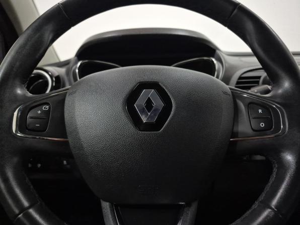 Renault Kaptur I с пробегом 2019 года, цена 1 545 000 рублей, 66196 км, внедорожник, Автокод Объявления