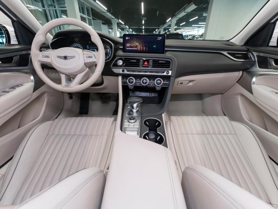Genesis G70 I Рестайлинг Москва  - изображение 8