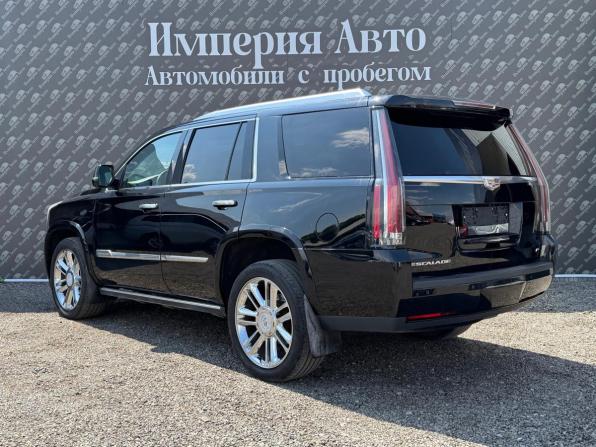 Cadillac Escalade IV с пробегом 2015 года, цена 3 500 000 рублей, 162800 км, внедорожник, Автокод Объявления