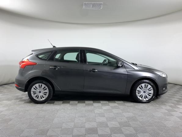 Ford Focus III Рестайлинг с пробегом 2018 года, цена 1 235 000 рублей, 93736 км, хэтчбек, Автокод Объявления