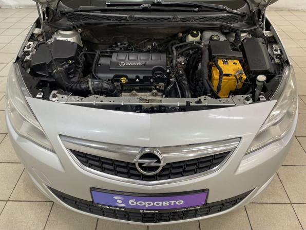 Opel Astra J с пробегом 2011 года, цена 577 000 рублей, 235000 км, хэтчбек, Автокод Объявления