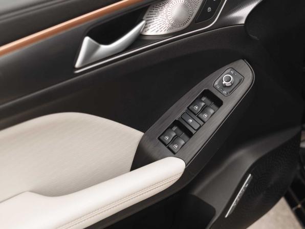 Haval Jolion I с пробегом 2023 года, цена 2 020 000 рублей, 56861 км, внедорожник, Автокод Объявления