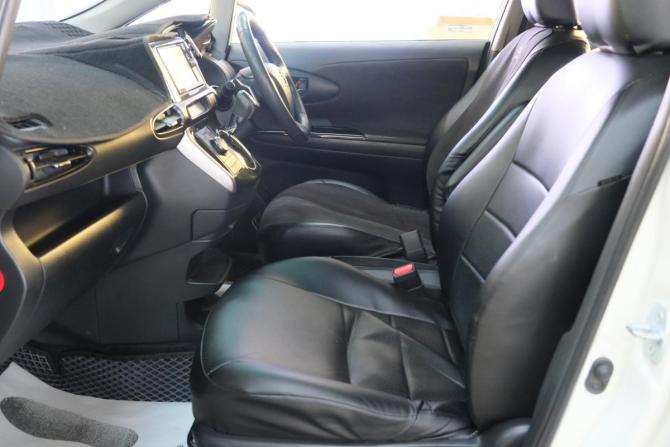 Toyota Wish II Рестайлинг с пробегом 2012 года, цена 1 529 000 рублей, 164000 км, минивэн, Автокод Объявления