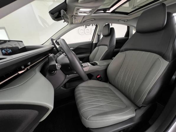 Changan Lamore с пробегом 2024 года, цена 2 000 000 рублей, 11037 км, седан, Автокод Объявления