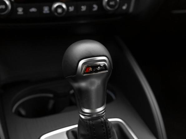 Audi A3 III (8V) Рестайлинг с пробегом 2019 года, цена 2 340 000 рублей, 76106 км, седан, Автокод Объявления